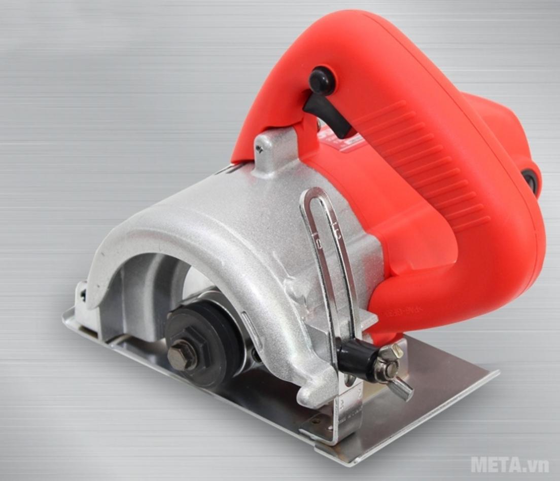 Công suất 1.230W cho lực cắt mạnh trên công trường và thợ chuyên nghiệp.
