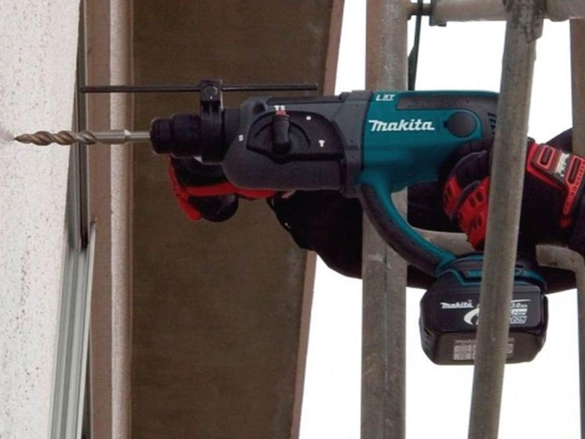 Pin 18V LXT kèm theo bộ kit