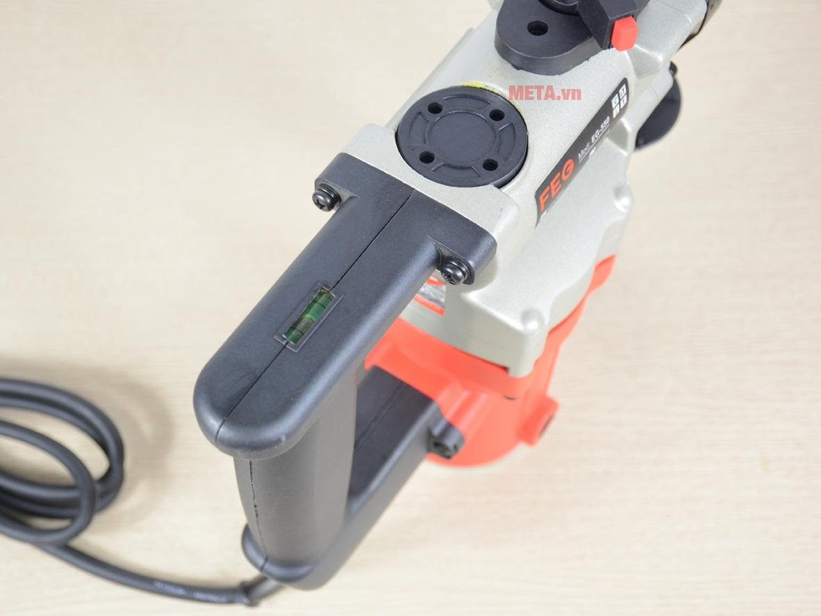 Tay cầm phụ giảm rung và thiết kế tiện dụng