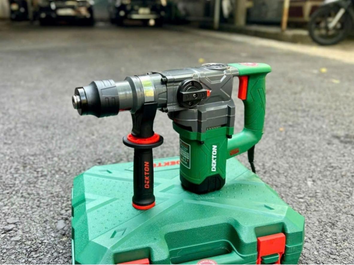 Đầu cặp SDS Plus và phụ kiện kèm theo