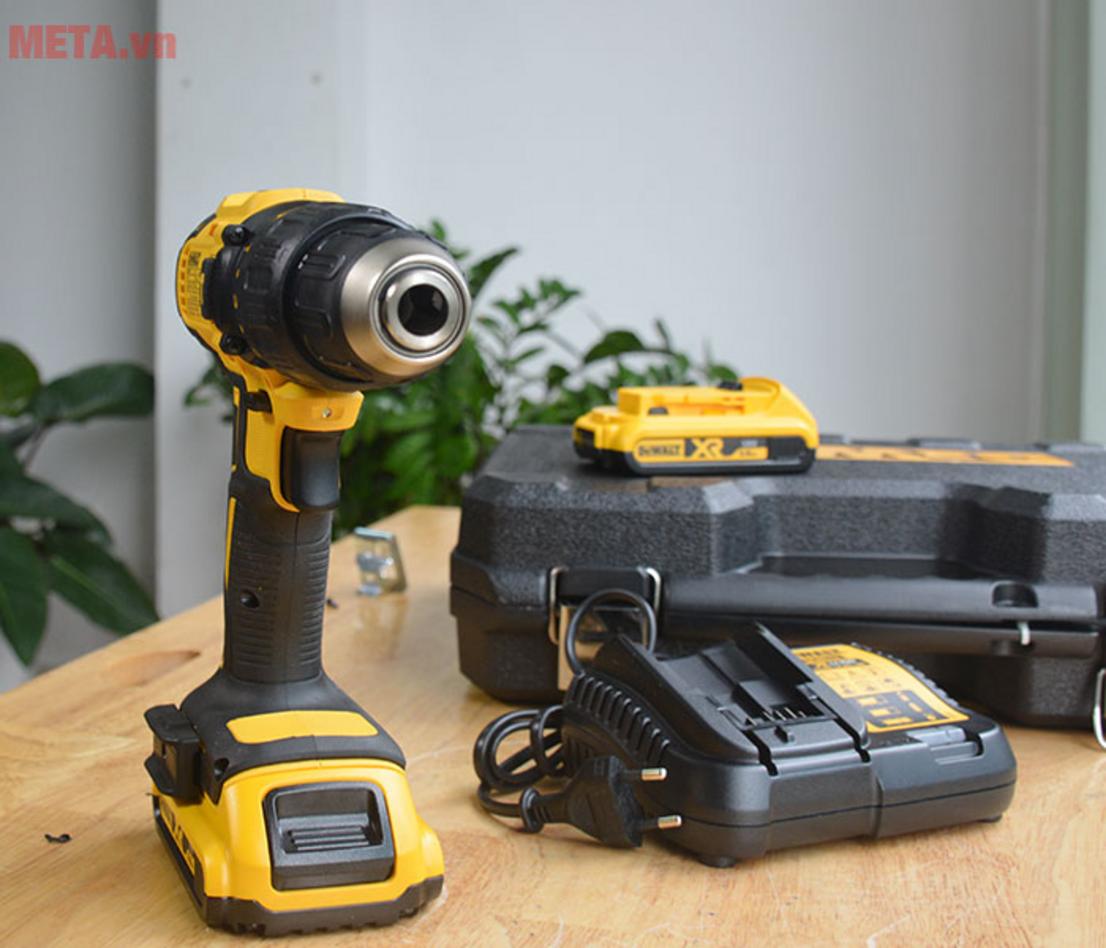 Mô‑men tối đa 65 Nm của DCD778D2