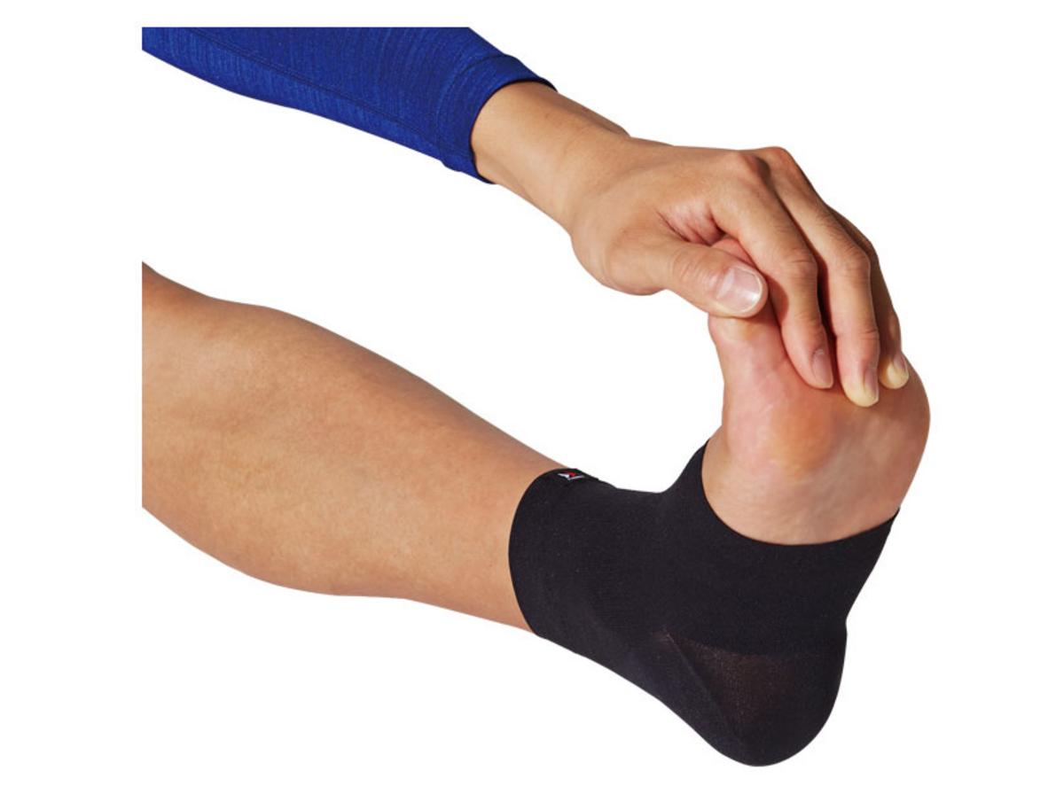 Đai ZAMST Bodymate Ankle mỏng nhẹ, đeo vừa vớ và giày