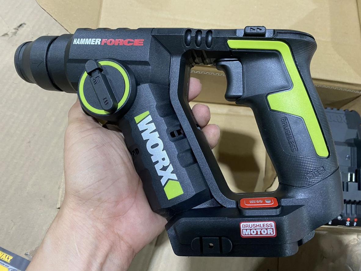 Motor không chổi than Worx WU380S.9