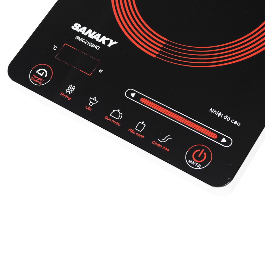 Công suất 2000W giúp nấu nhanh, phù hợp món lẩu và chiên xào.