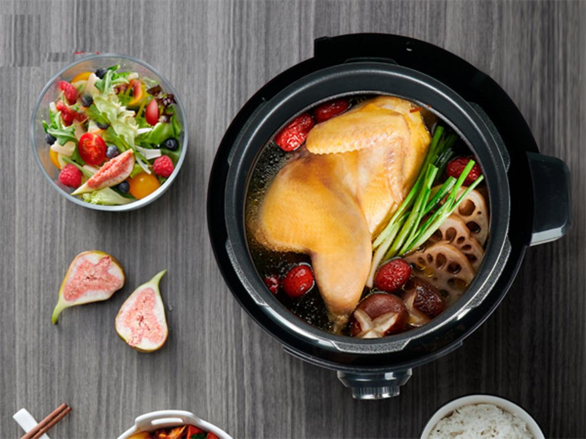 Công suất 1.000W: Nấu nhanh, tiết kiệm thời gian