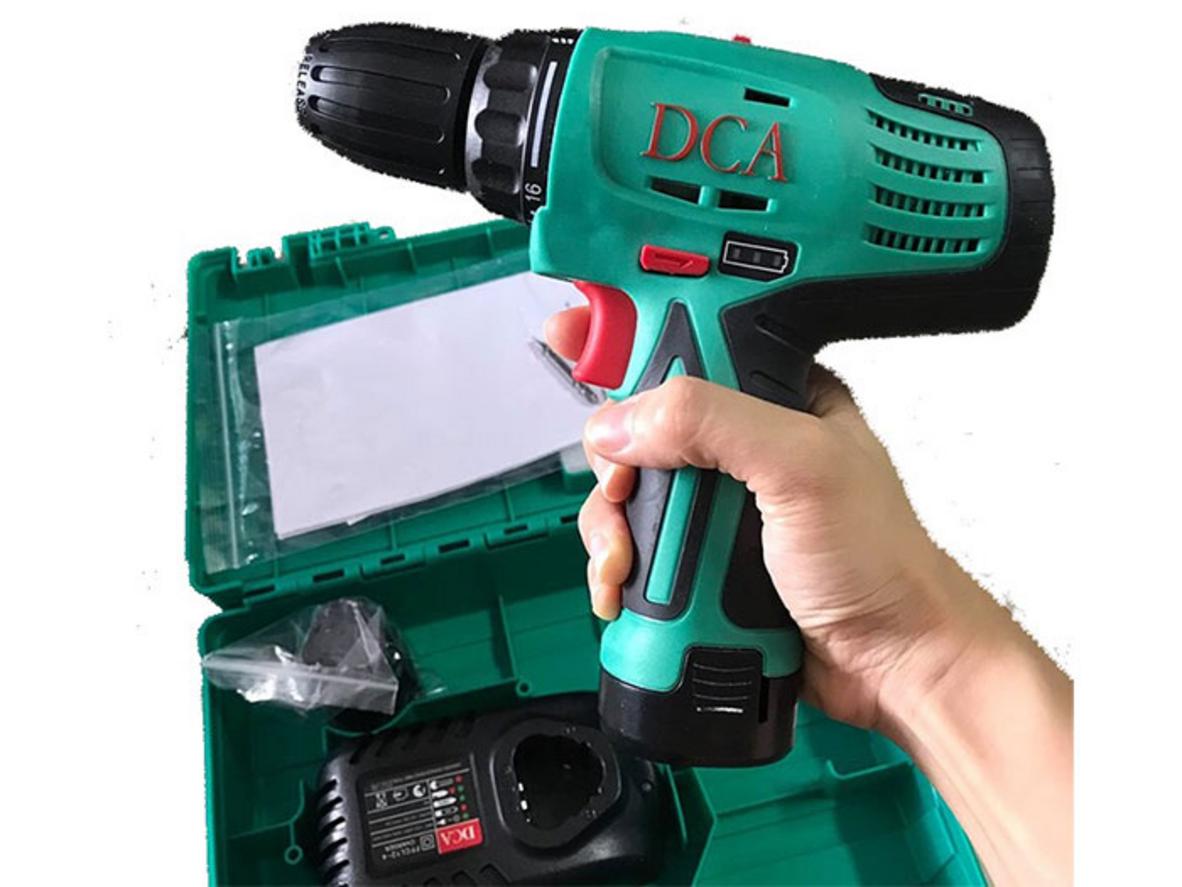 Bộ 2 pin 12V/2.0Ah đi kèm