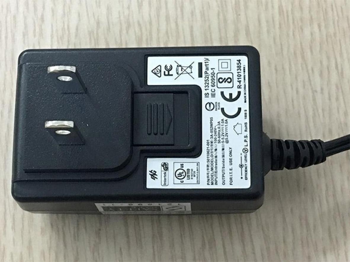 Output DC 5V ~3A — sạc nhanh, ổn định cho hoạt động liên tục.