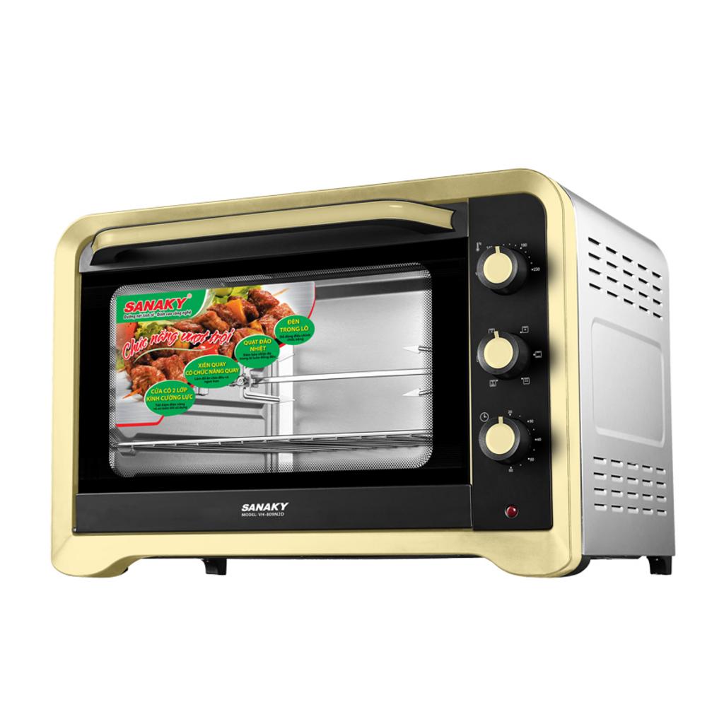 Quạt đối lưu và xiên quay — chín đều, vàng giòn.