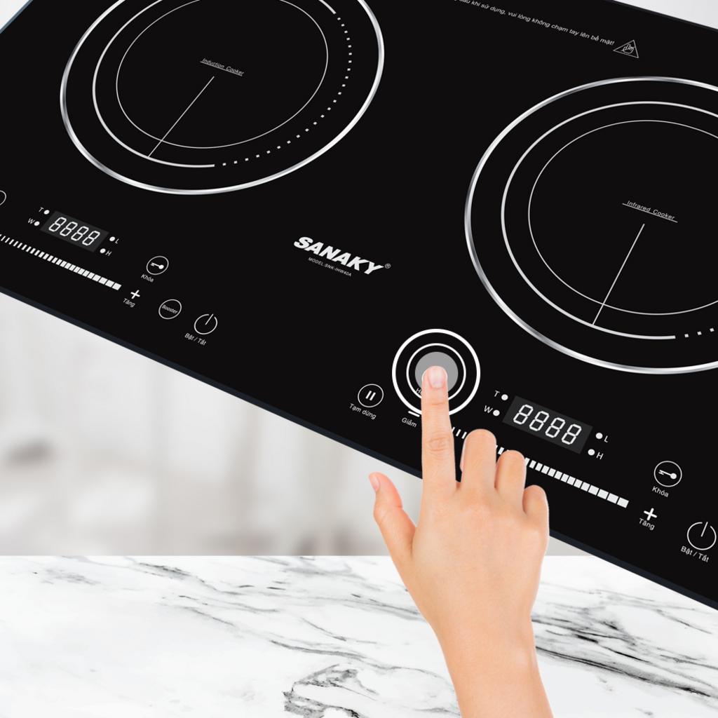 Vùng hồng ngoại cho phép dùng mọi loại nồi — tiết kiệm chi phí dụng cụ nhà bếp.