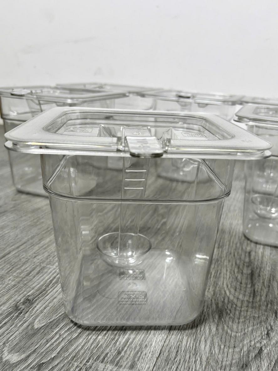 Mặt inox với 15 ô khay topping