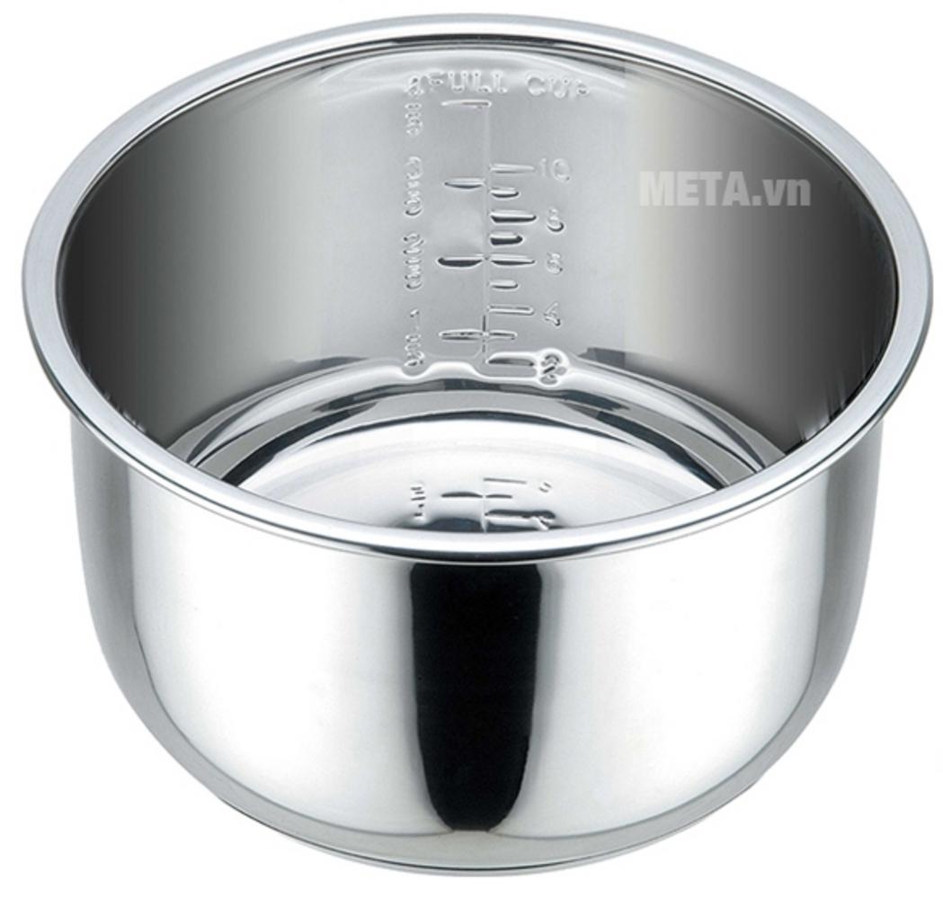 Công suất 900W giúp nấu nhanh, giữ dưỡng chất