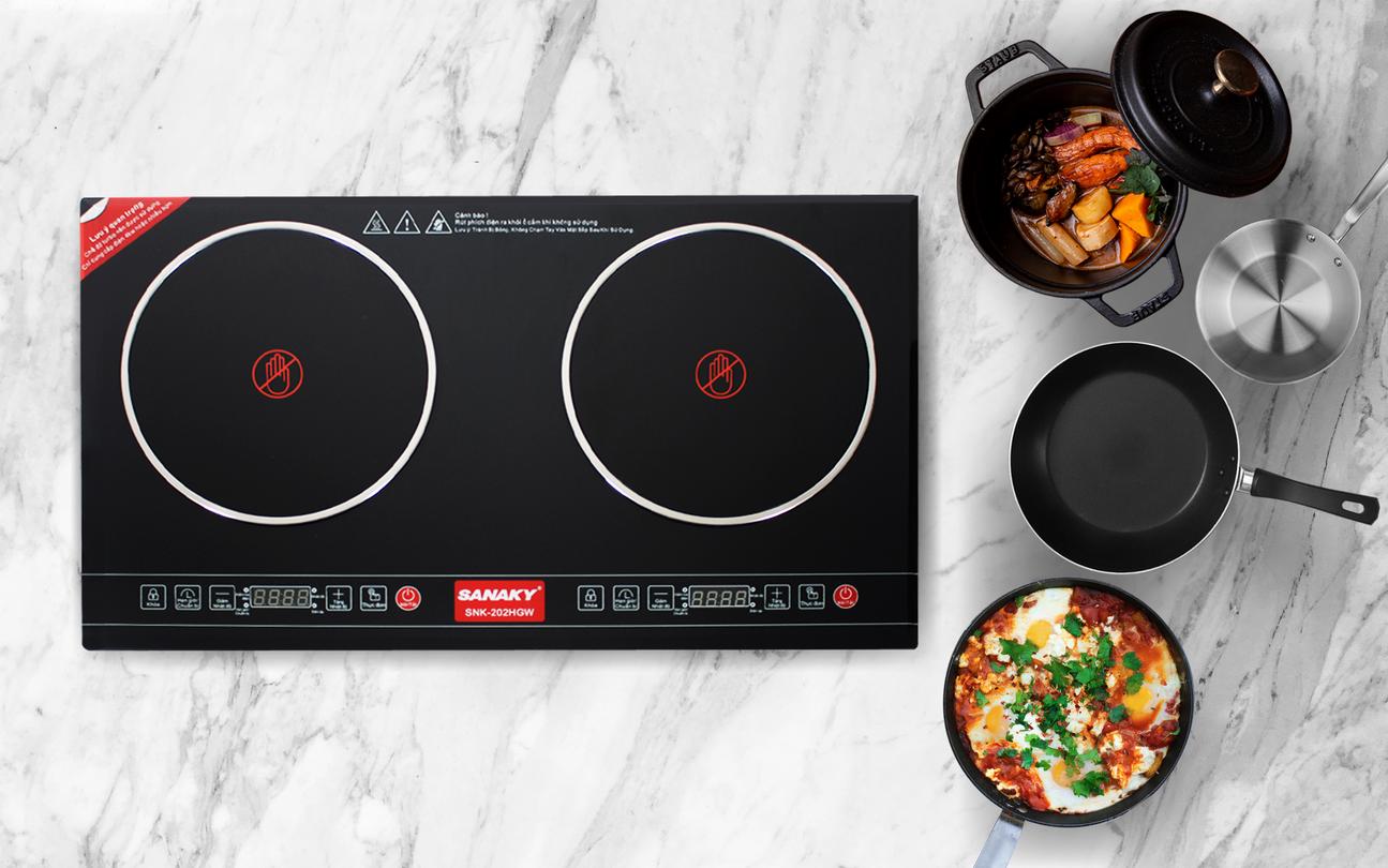 An toàn 4D: khóa trẻ em, tự ngắt, quạt tản nhiệt.