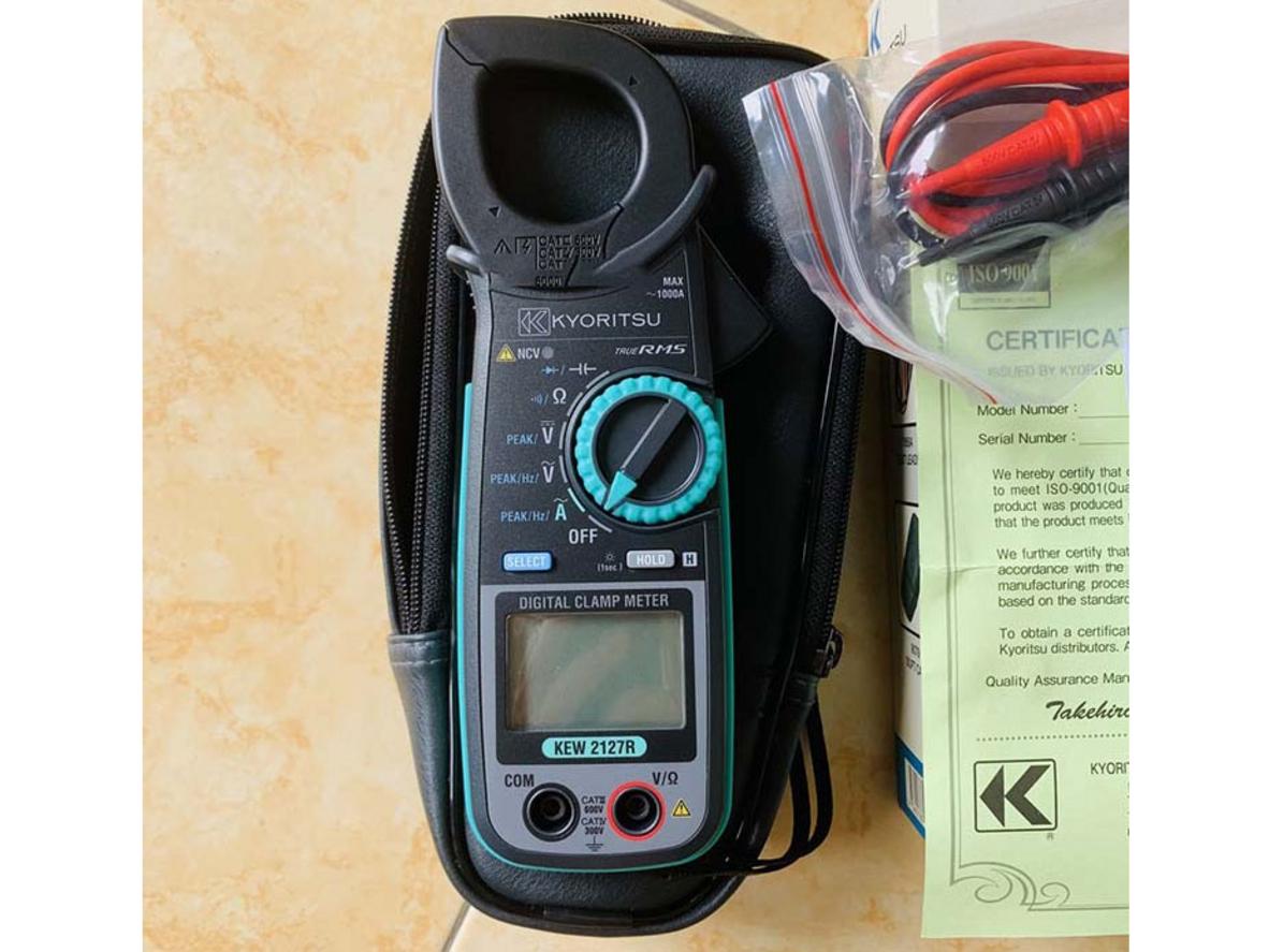 True RMS cho phép đo chính xác ở tải méo dạng.