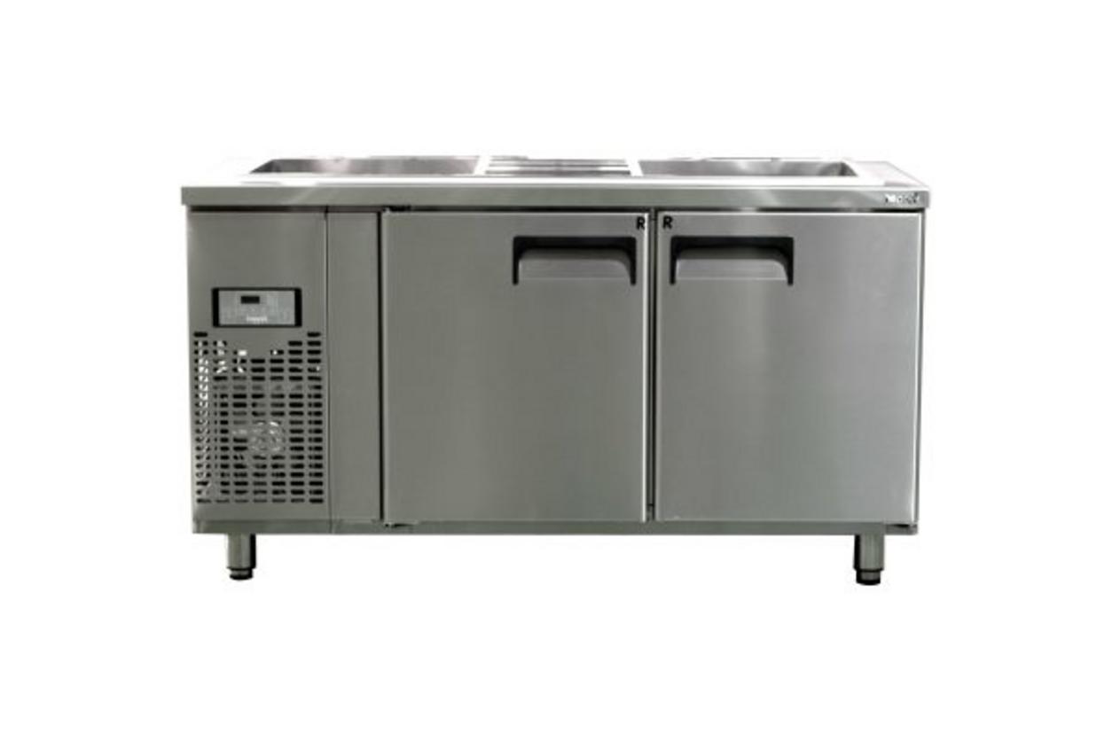 Tủ Bàn Salad 1500 Happys HWI-1500S — thiết kế inox, khay trưng bày và khoang bảo quản dưới cùng.