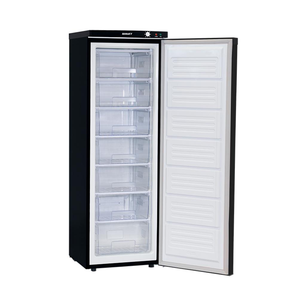 Cận cảnh bảng điều khiển và chứng minh tiết kiệm điện của Inverter trên VH-230VD3 (biểu đồ/infographic).