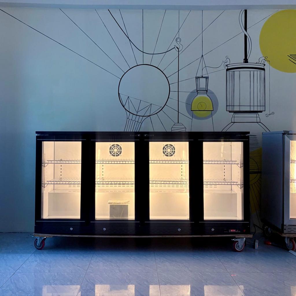 Tổng quan Tủ Mát Quầy Bar Lightcool – 4 cánh – LS-1800 – 370L