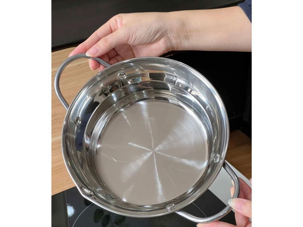 Tương thích với bếp từ, gas và điện