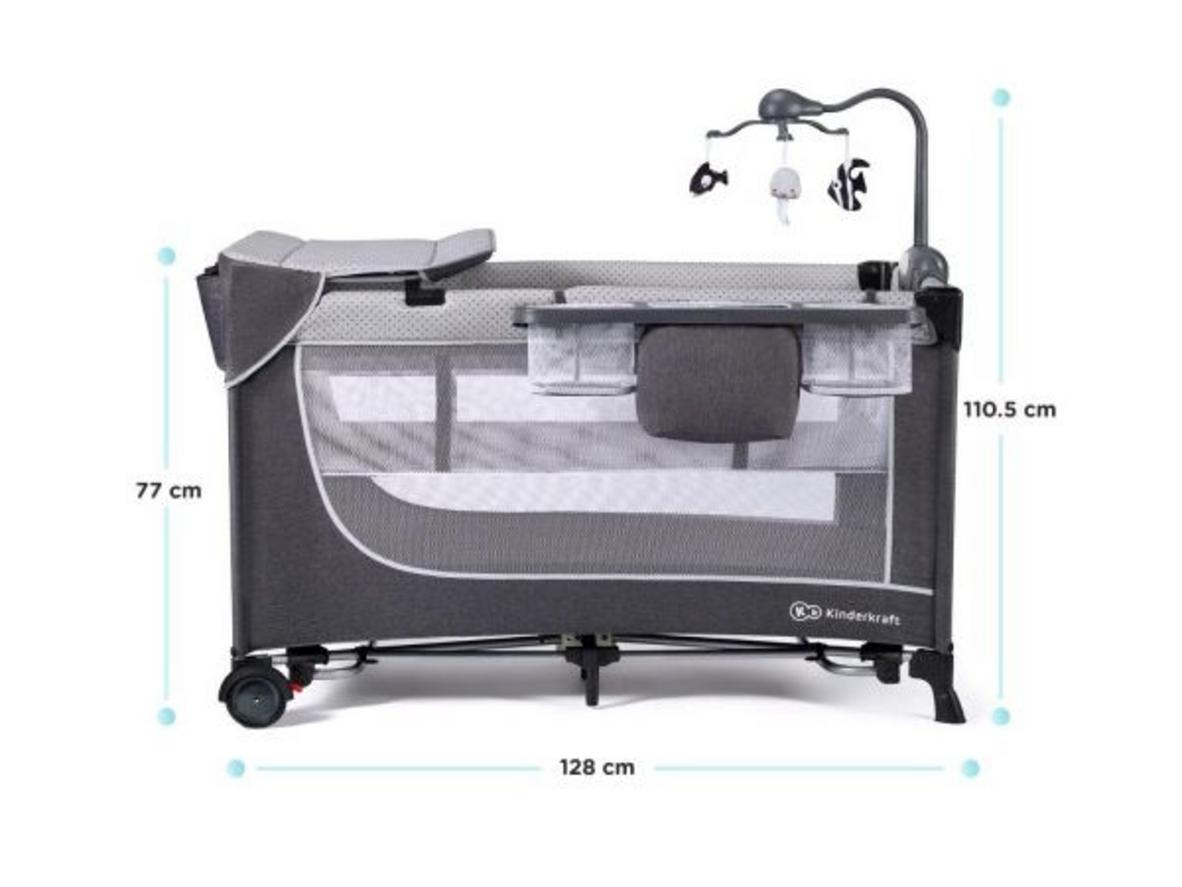 2 tầng điều chỉnh độ cao giúp chăm bé thuận tiện hơn.