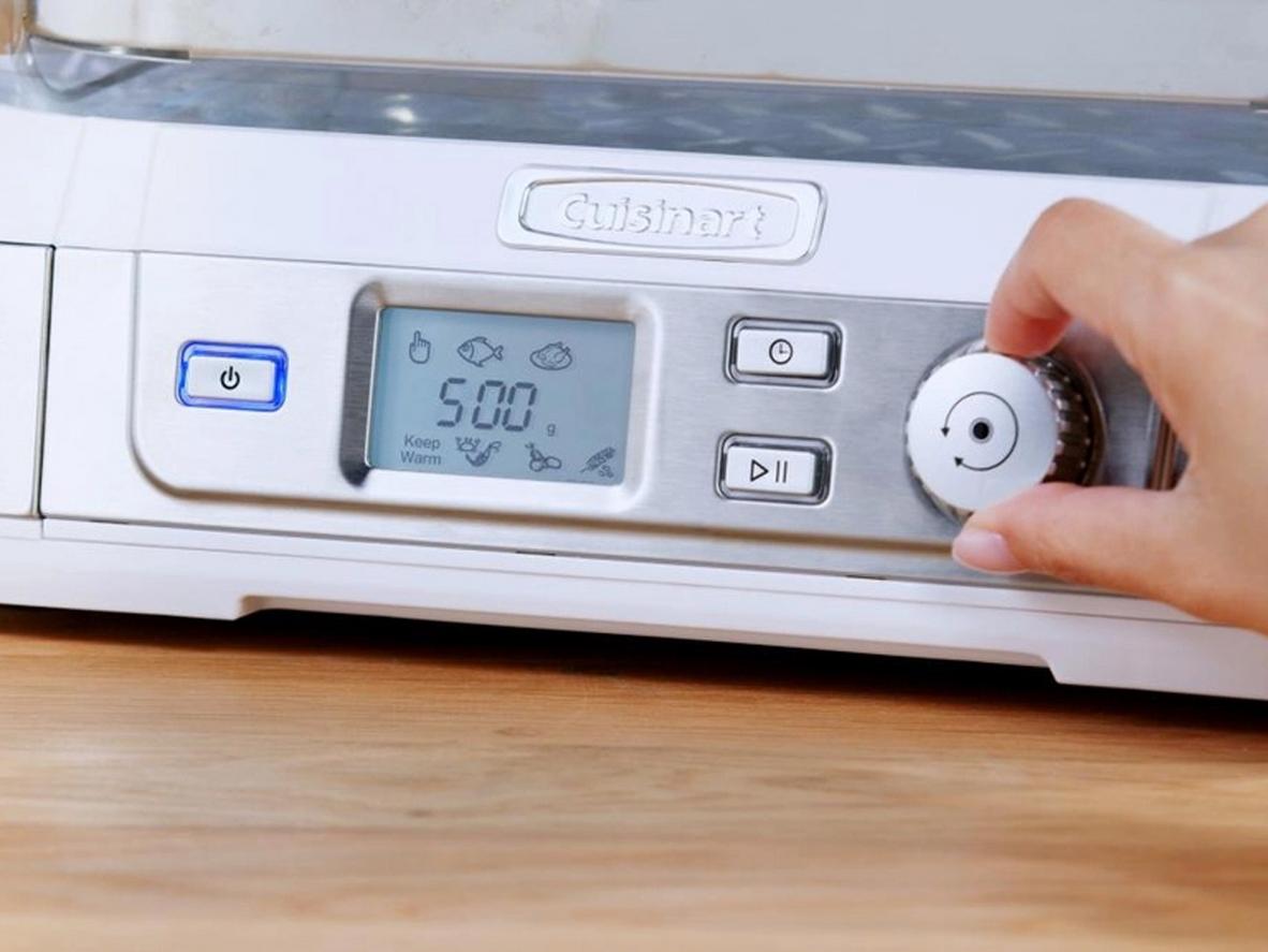7 chế độ nấu tự động và màn hình LCD dễ dùng