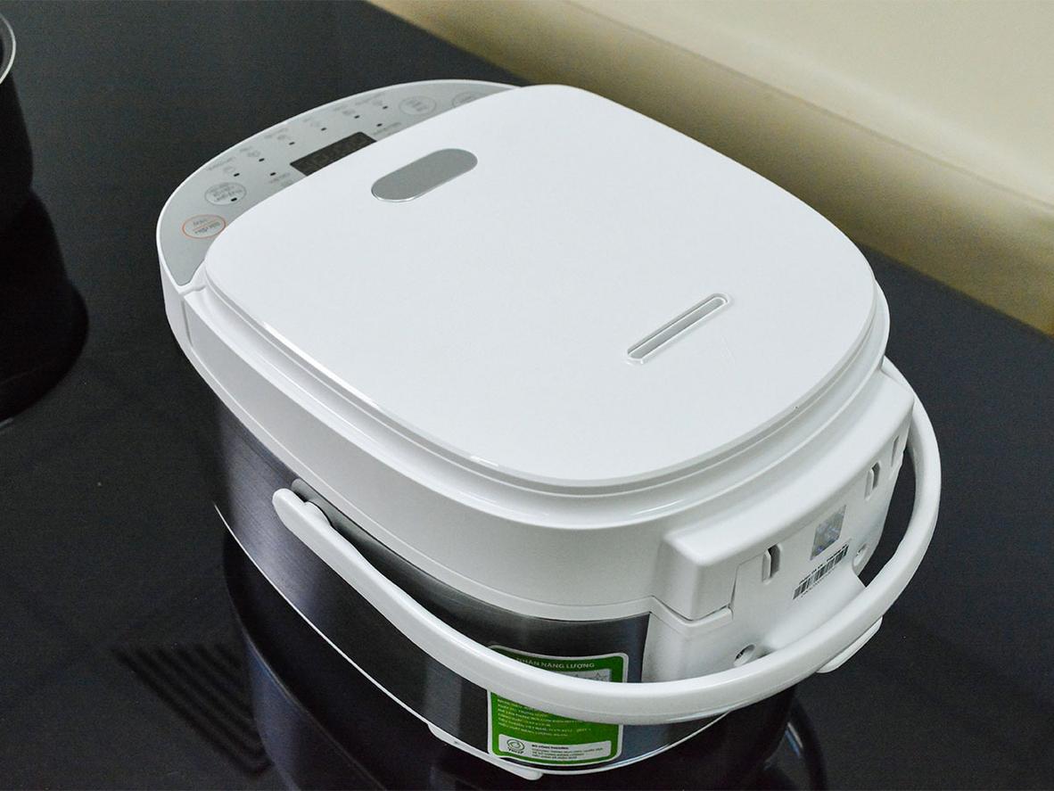 8 chế độ nấu + Hẹn giờ 24h & Giữ ấm 12h