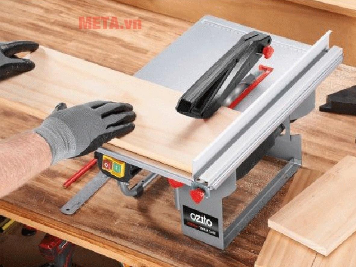 Mô tơ từ 800W cho khả năng cắt ổn định