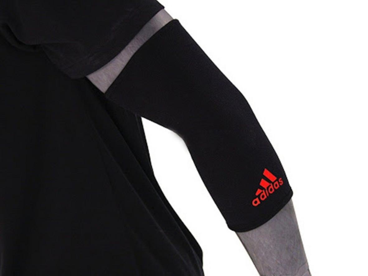 Thiết kế dạng xỏ/Seamless giúp ôm sát và cố định.