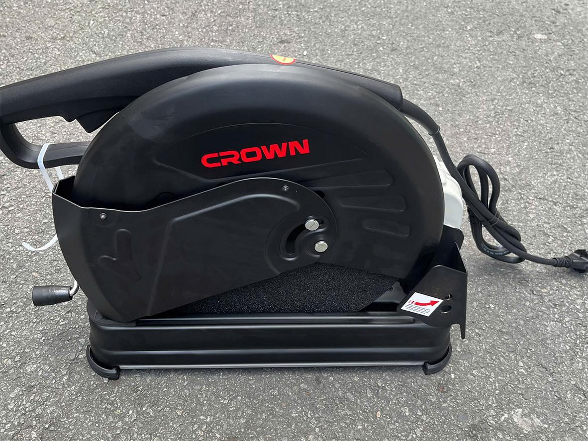 Hệ kẹp và thiết kế Crown CT15194