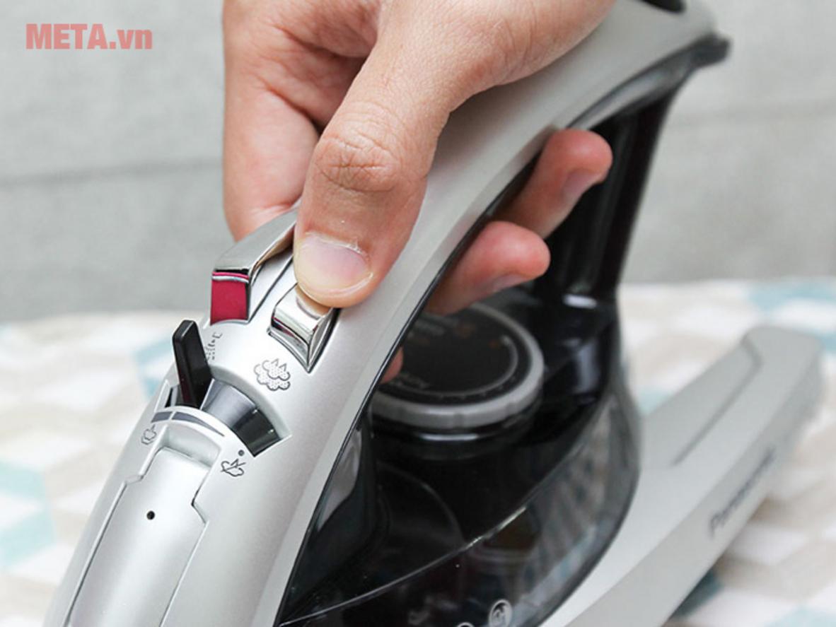 Hệ thống Anti-Calc & dây xoay 360°