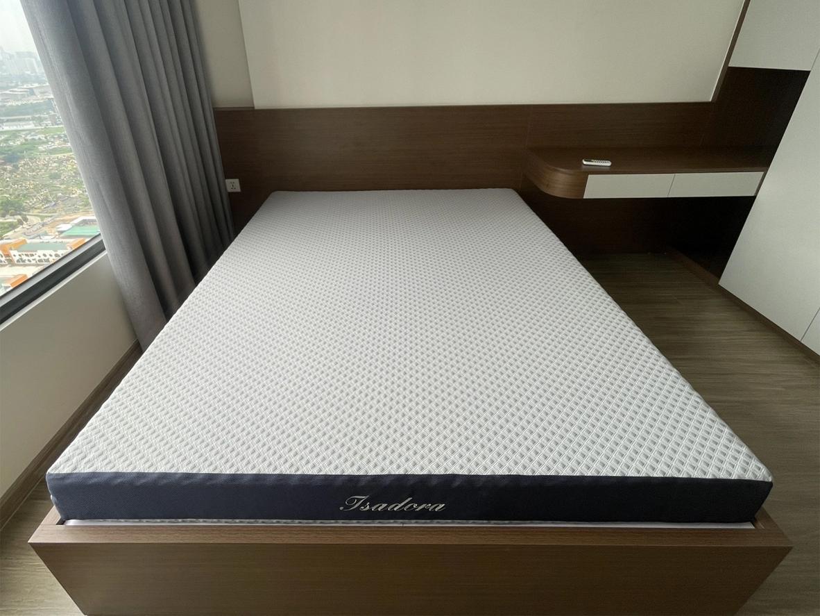 Áo bọc Silk Silver kháng khuẩn, tháo rời dễ vệ sinh.