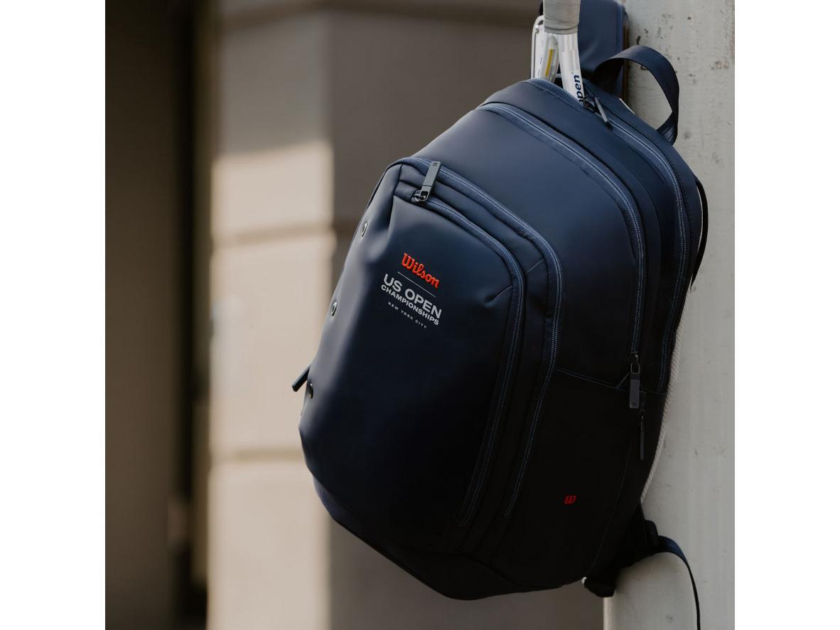 Ngăn giày thông thoáng và túi lưới tổ chức