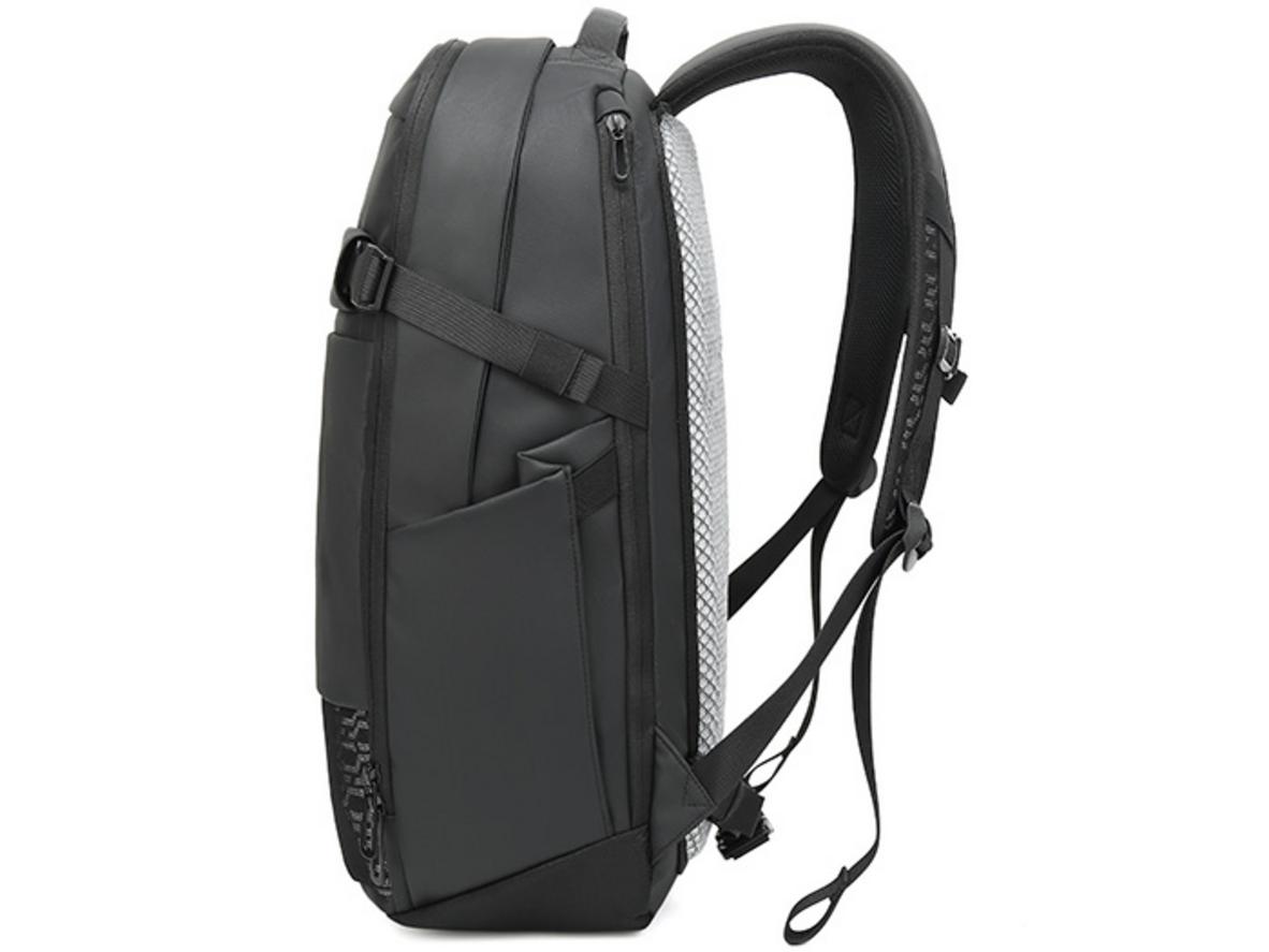 Ngăn laptop chống sốc Reeyee RY107B