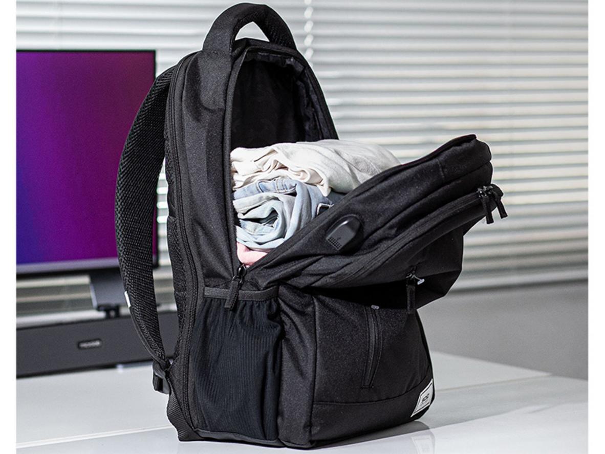 Vải recycled PET — bền và chống thấm nhẹ