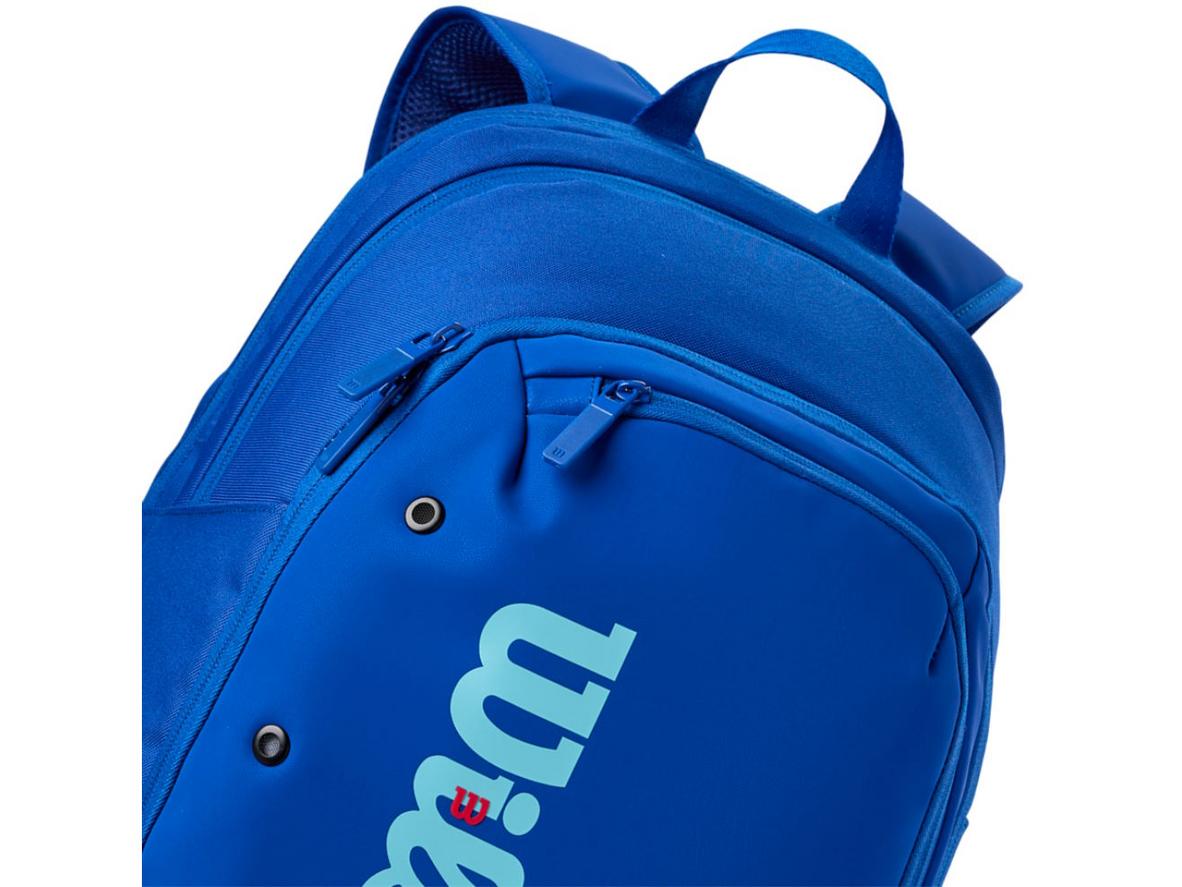 Ngăn giày riêng và túi lưới tiện ích