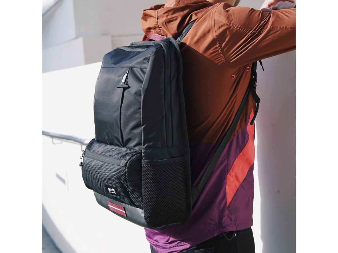 Chất liệu nylon bền, kháng ẩm