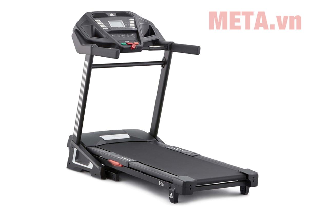 Bàn chạy rộng rãi và hệ giảm chấn bảo vệ khớp khi tập luyện.