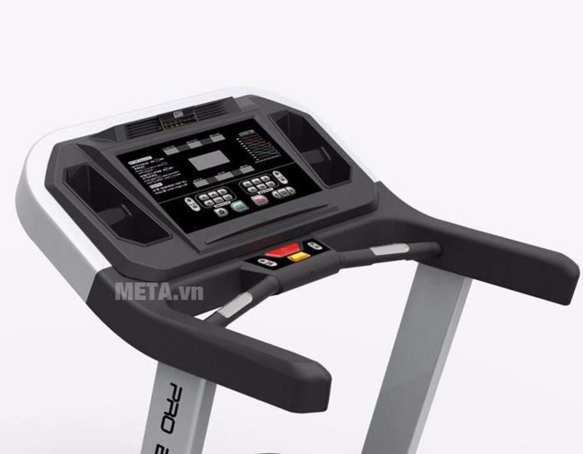Bàn chạy rộng & hệ giảm chấn của Impulse PT300/PT300H — bảo vệ khớp khi tập cường độ cao (508 x 1.524 mm).","imagePrompt":"Side view of runner on a wide treadmill belt, highlighting cushioning layers and belt texture."