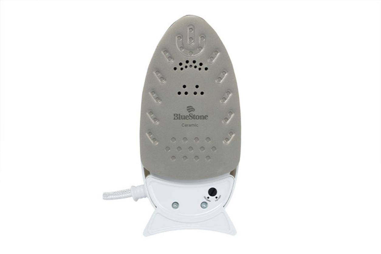 Tổng quan Bàn ủi hơi nước BlueStone SIB-3819 1.200W