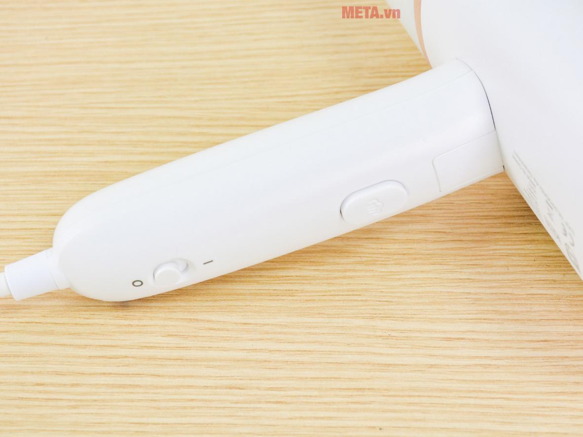 Tổng quan Bàn ủi hơi nước cầm tay Philips STH3020/10