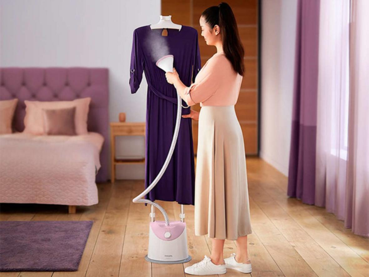 Tổng quan Bàn ủi hơi nước đứng Philips GC485/49