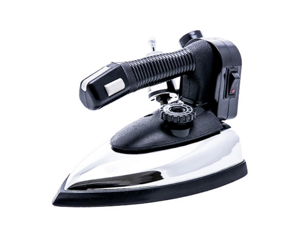 Tổng quan Bàn ủi hơi nước treo Silver Star ES-94AL