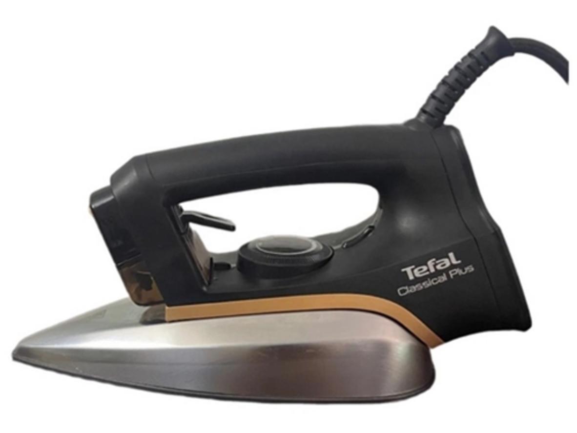 Tổng quan Bàn ủi khô Tefal FS3120L0 tích hợp bình xịt