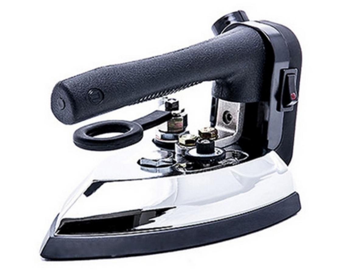 Tổng quan Bàn ủi nhiệt hơi Silver Star ES-3200N