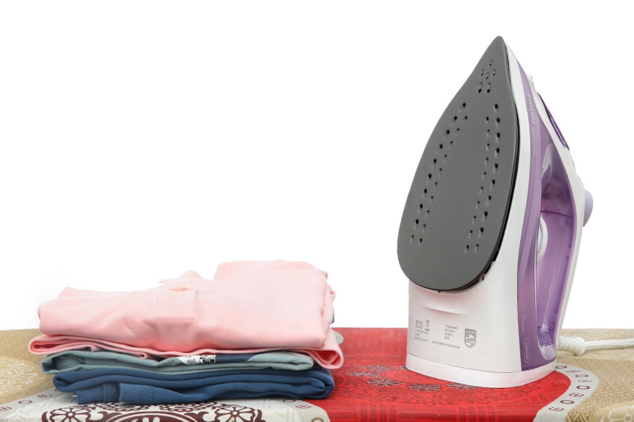Hơi phun mạnh — xử lý nếp cứng và khử khuẩn