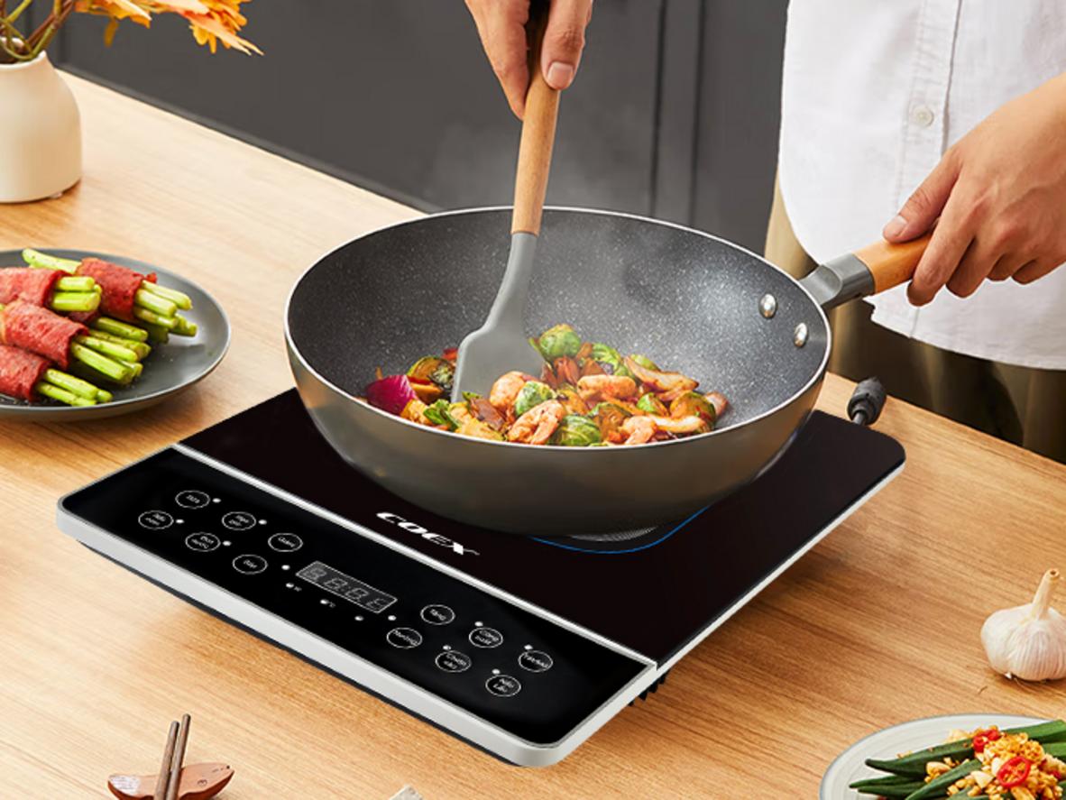 Cảm ứng dễ dùng với 7 chế độ nấu và hẹn giờ tiện lợi.