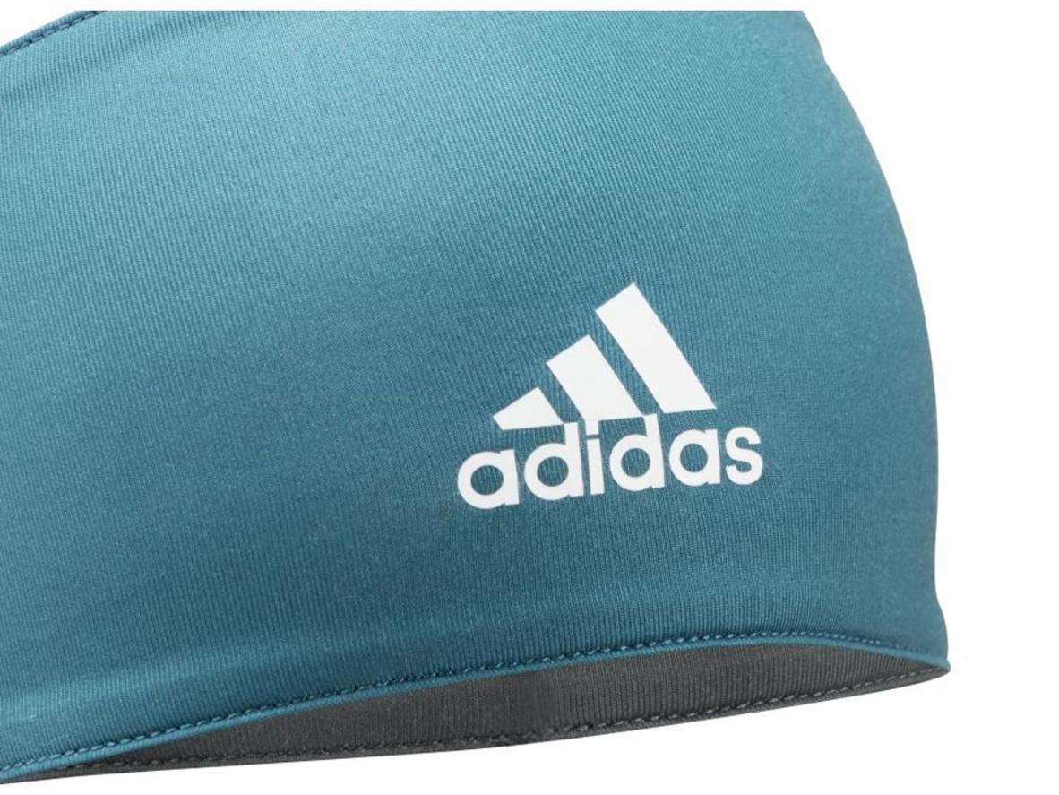 Chất liệu Polyester + Elastane hỗ trợ thấm hút mồ hôi