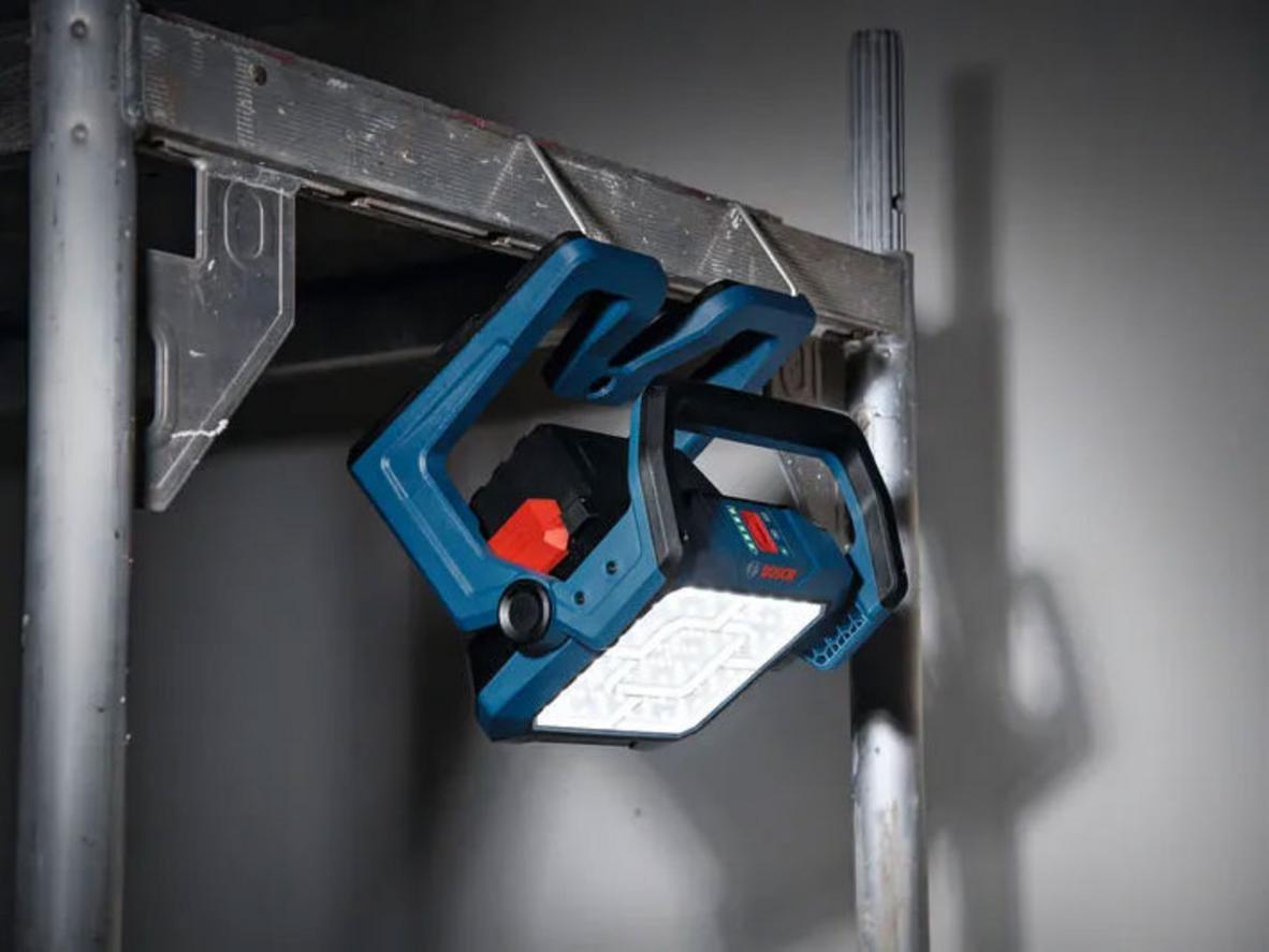 IP54 chống bụi và tia nước cho môi trường công trường