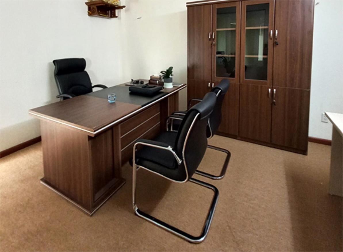 Bề mặt Laminate HP chống xước, dễ vệ sinh