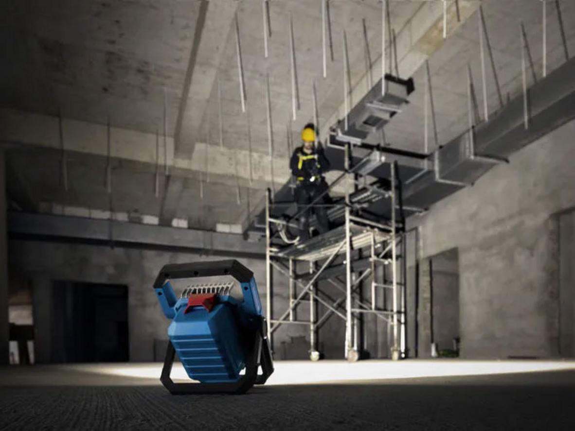 Thời lượng pin ước tính với pin Bosch 18V (5Ah / 8Ah).