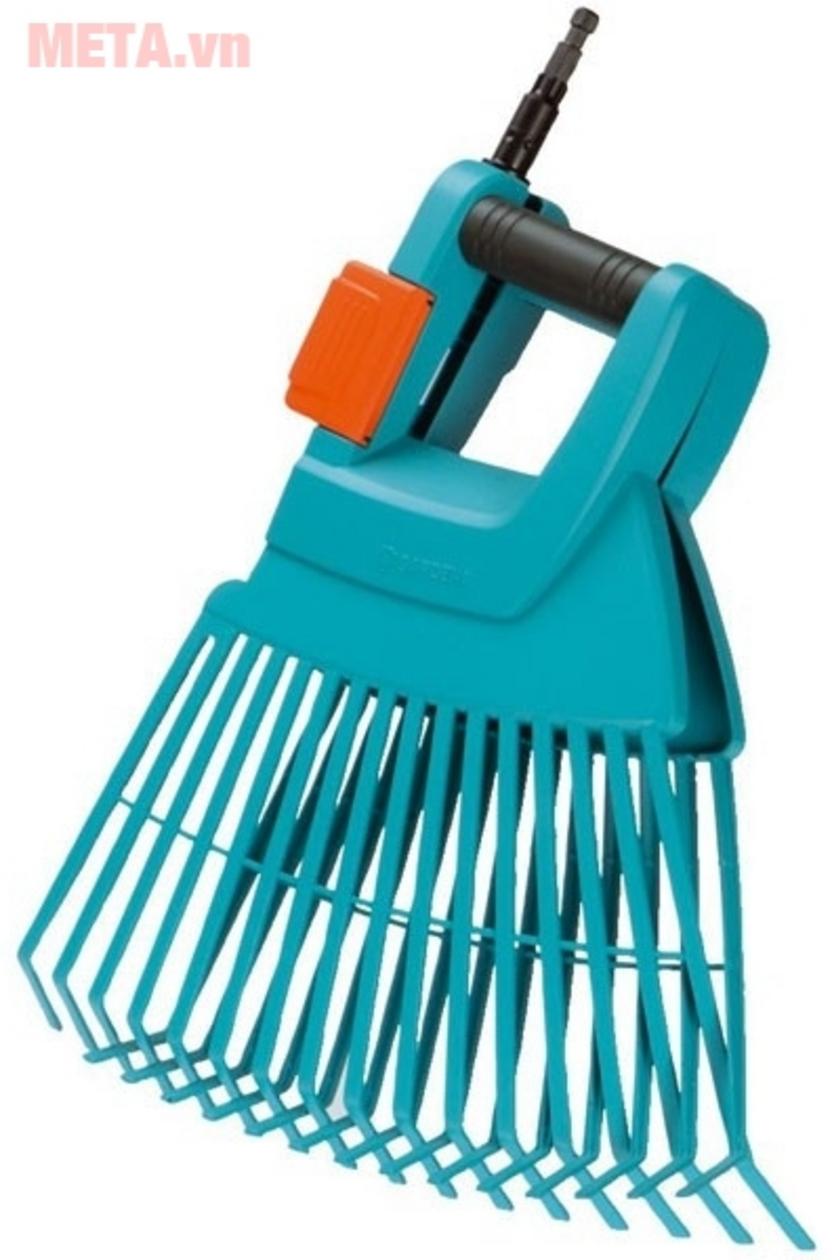 Nhựa HDPE + ống nhôm: nhẹ nhưng bền, tương thích Combisystem.