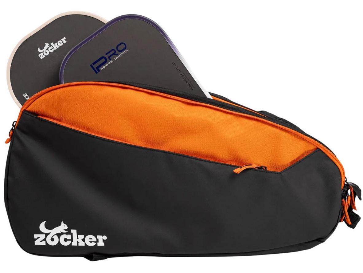 Chất liệu DPU 600D và chi tiết dây kéo YKK